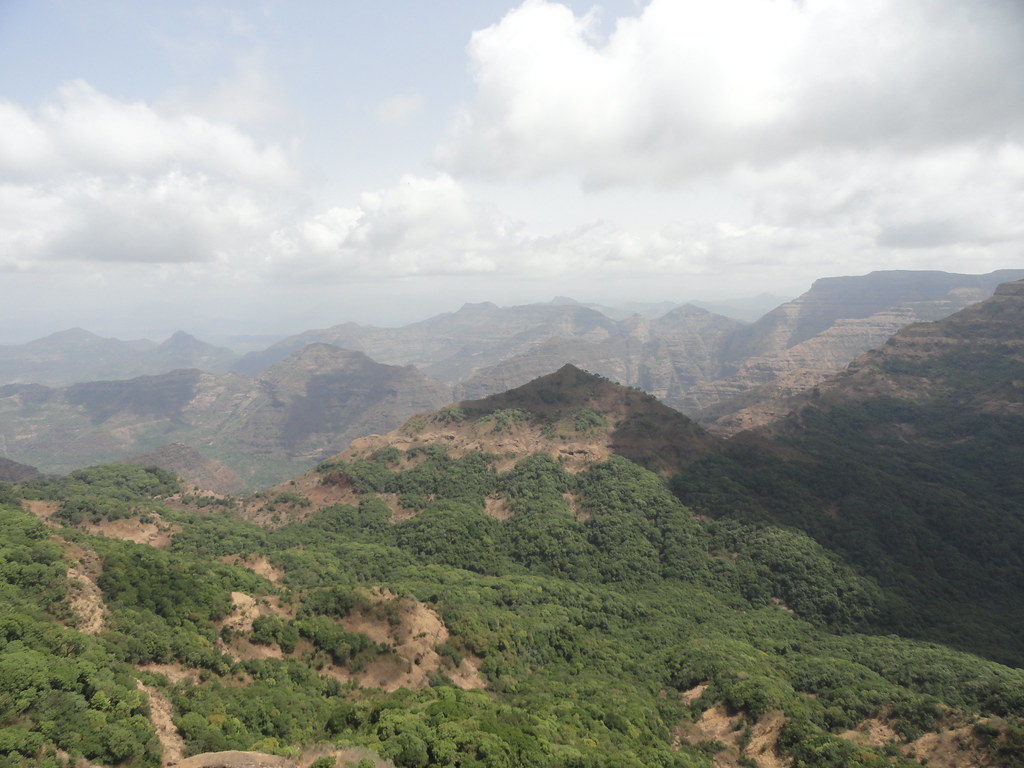 Hill road image for monsoon hill travel warning