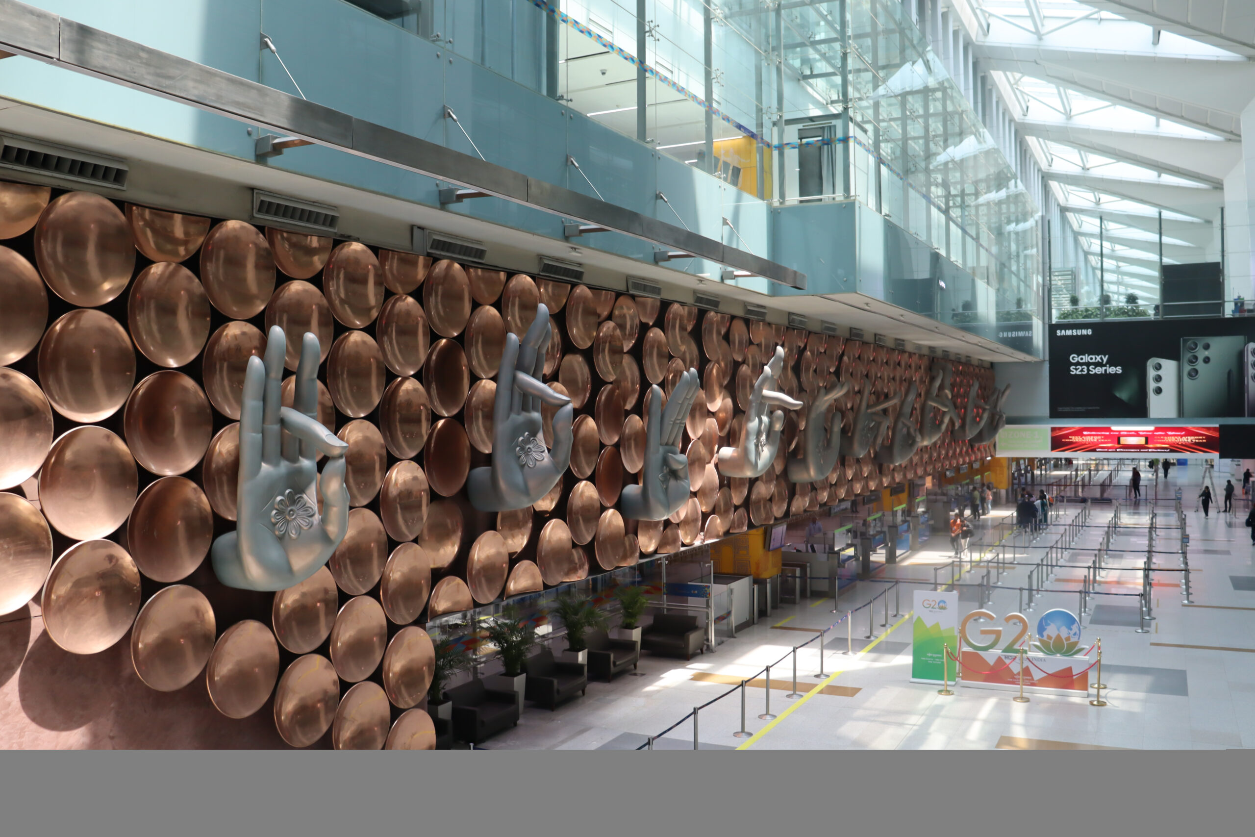 Indira Gandhi International Airport interior image for airport travel rush reminder