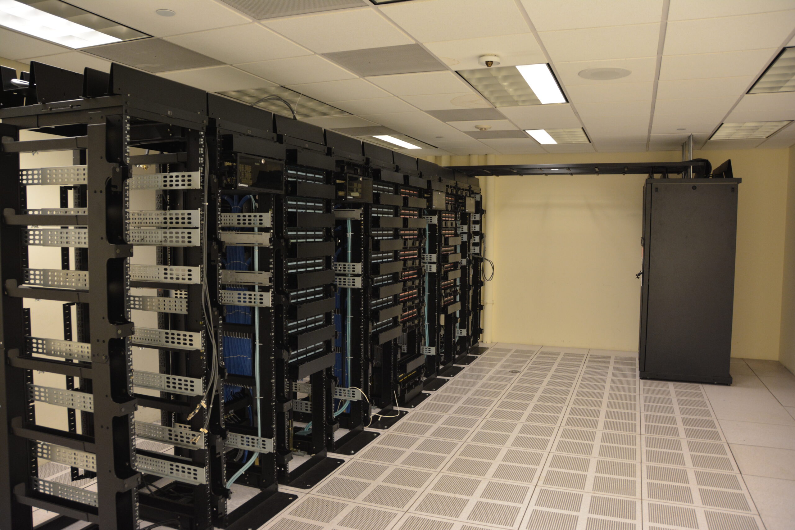 Anthropic Fable 5 and Mythos 5 access restrictions over security concerns