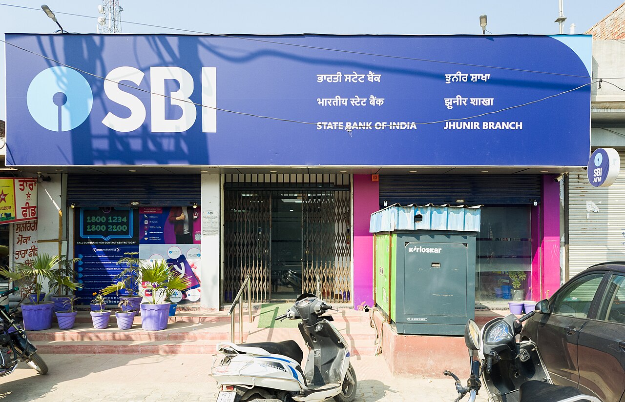 Bank holiday June 15 state-wise branch service update