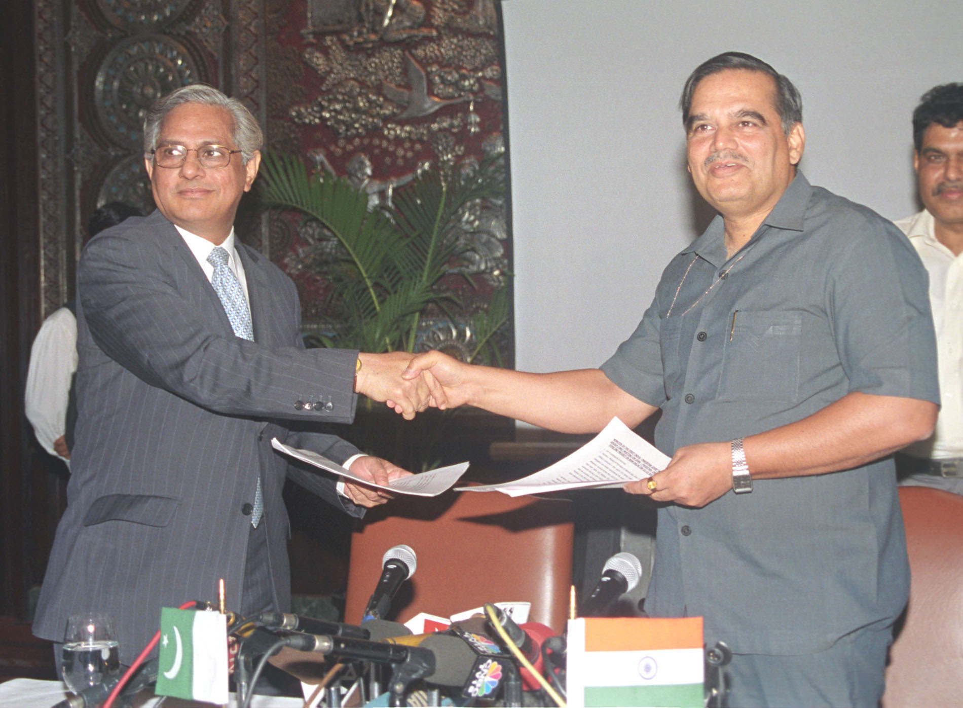 Odisha PNG Rollout Push Encourages Homes To Shift To Cleaner Fuel representative news image