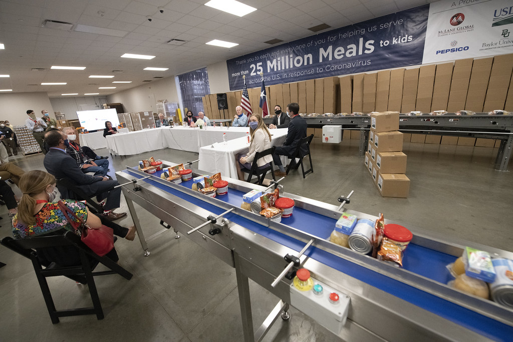 Warehouse automation representative image for smart warehouse technology news
